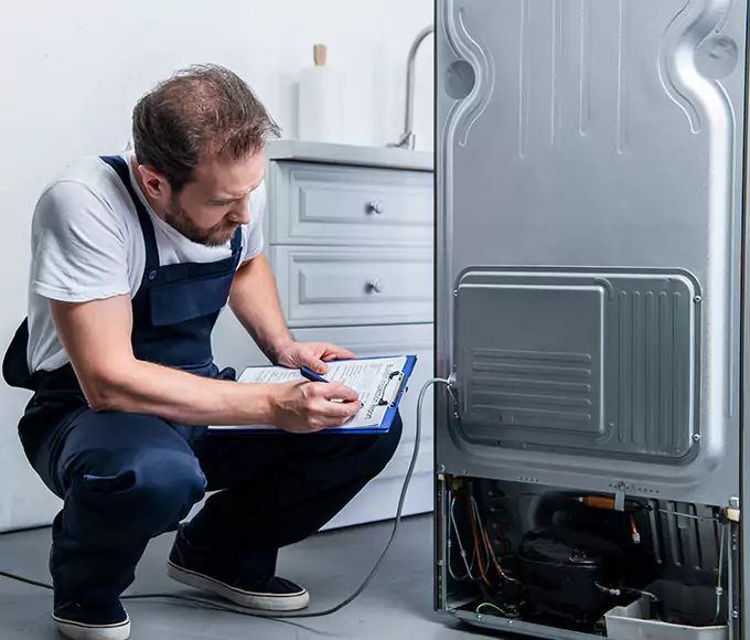 Why Jamaica Plain, MA Homeowners Choose Appliance Repair Jamaica Plain for Refrigerator Leak Repair?